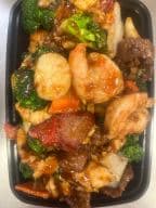 Best Happy Family全家福 in Spring Hill, FL